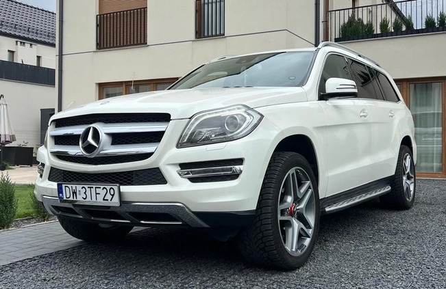 Mercedes-Benz GL cena 139000 przebieg: 253413, rok produkcji 2013 z Murowana Goślina małe 781